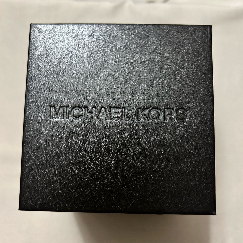 nwt Michael Kors watch